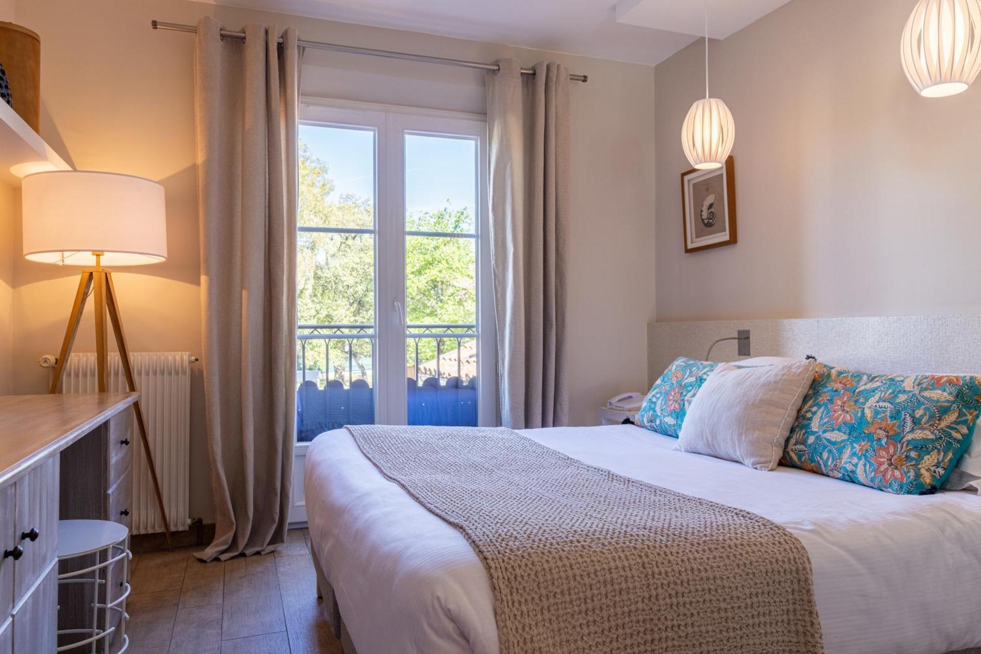 Hotel Des Lices Saint-Tropez Exterior photo